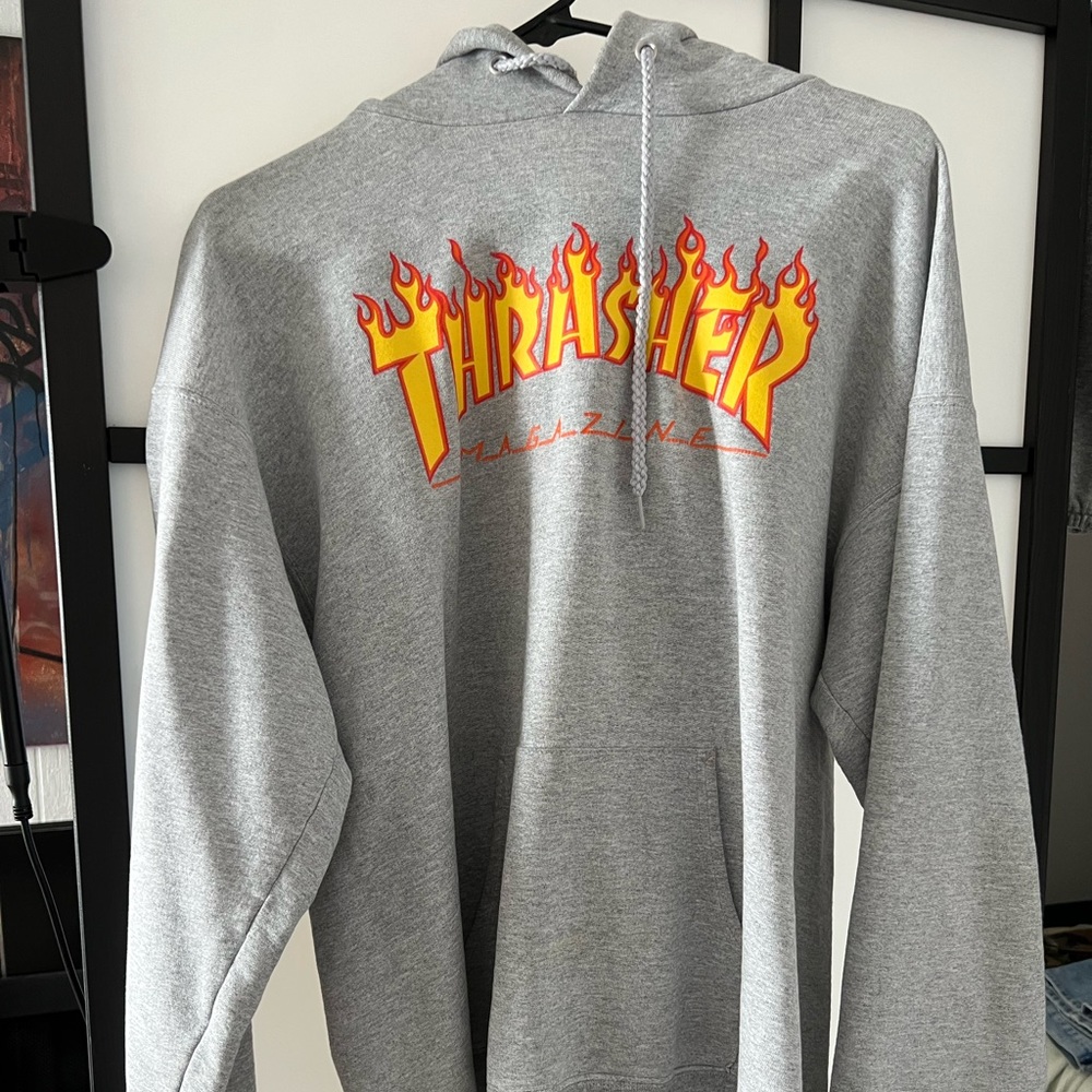 Thrasher Hoodie- Grey- M